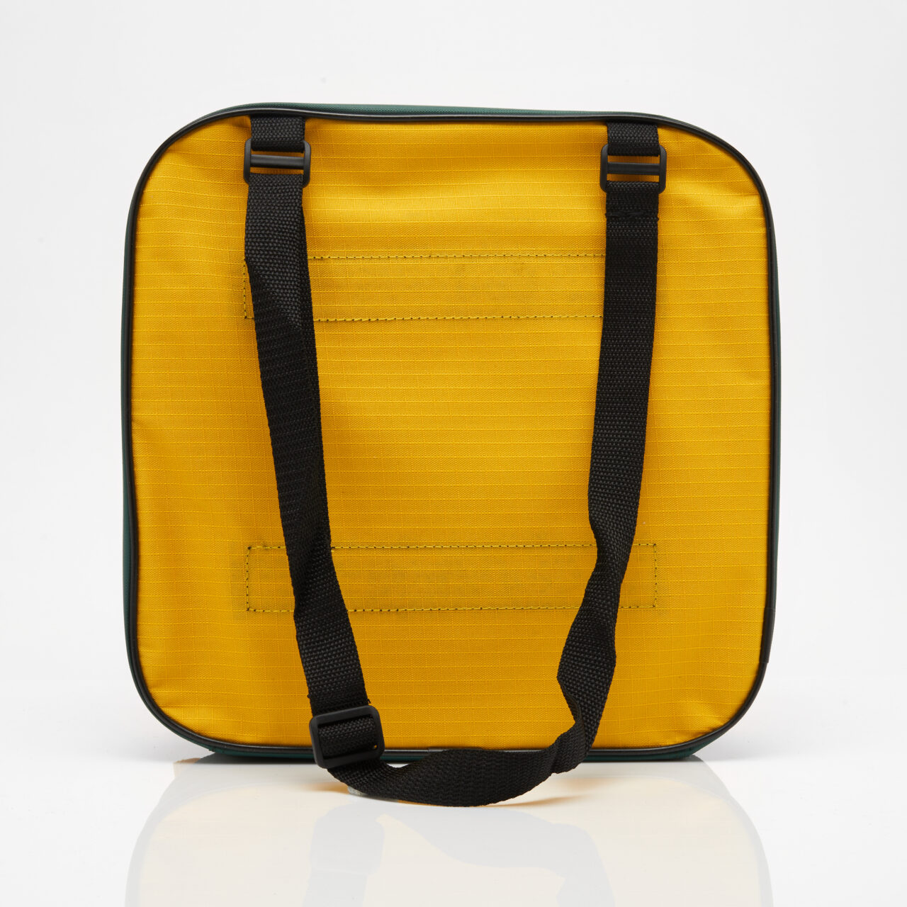 Blue Dot Deluxe First Response First Aid Kit in Bag - Image 2